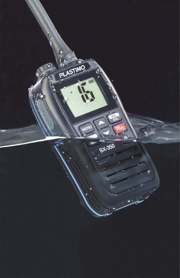 URH (VHF) tengeri rádiók