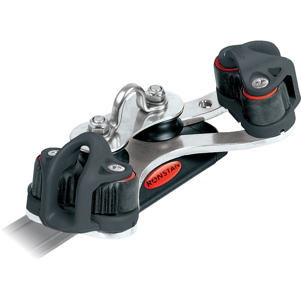 Sínkocsi Ronstan RC11920, 2 terelőcsigával és 2 kötélfogóval – RC11920, 85 × 47 mm